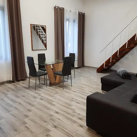 Nautica Tarello - Casa Ena Beb *