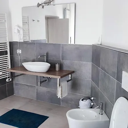 Nautica Tarello - Casa Ena Beb