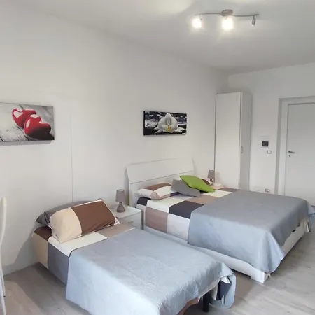 Bed & Breakfast Nautica Tarello - Casa Ena Beb