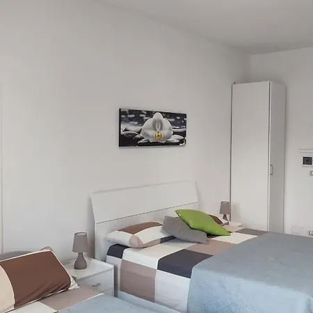 Nautica Tarello - Casa Ena Beb 4*