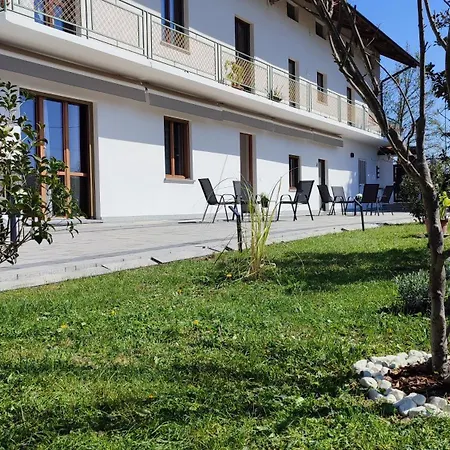 Nautica Tarello - Casa Ena Beb Bed & Breakfast