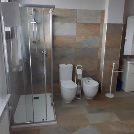 Nocleg ze śniadaniem Nautica Tarello - Casa Ena Beb