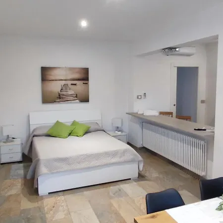 Nautica Tarello - Casa Ena Beb 4* Viverone