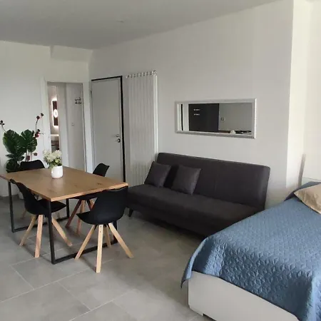 Nautica Tarello - Casa Ena Beb Bed & Breakfast